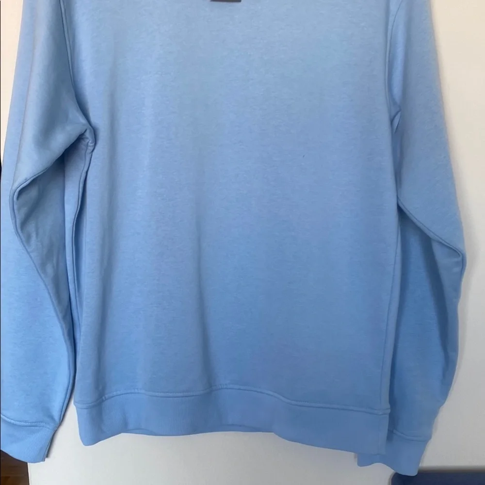 Cocoburry Men’s Unisex Blue Sweater Size Medium NWT